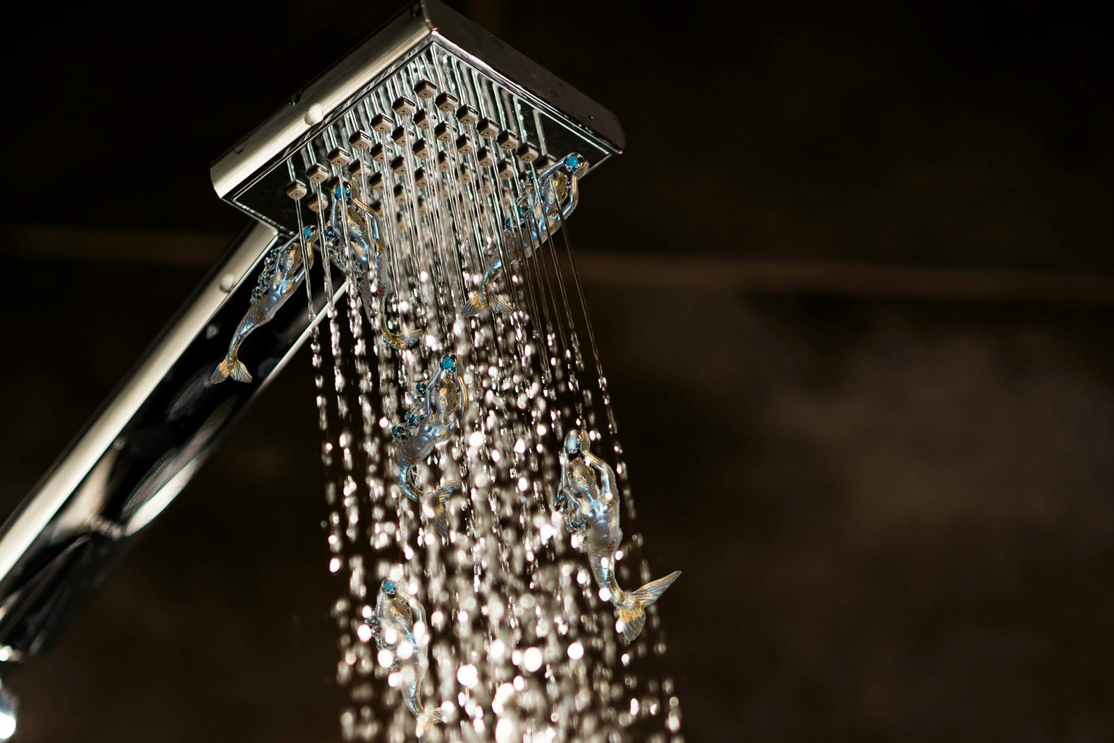 Dusche mit laufendem Wasser